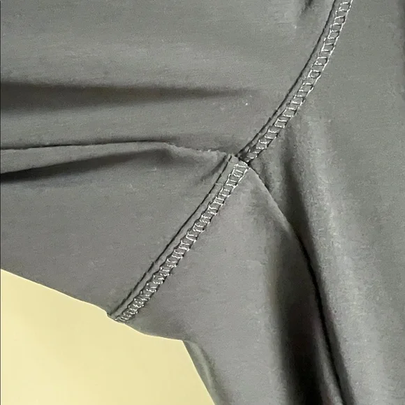 Lululemon Runderful Pant - Picture 4 of 10